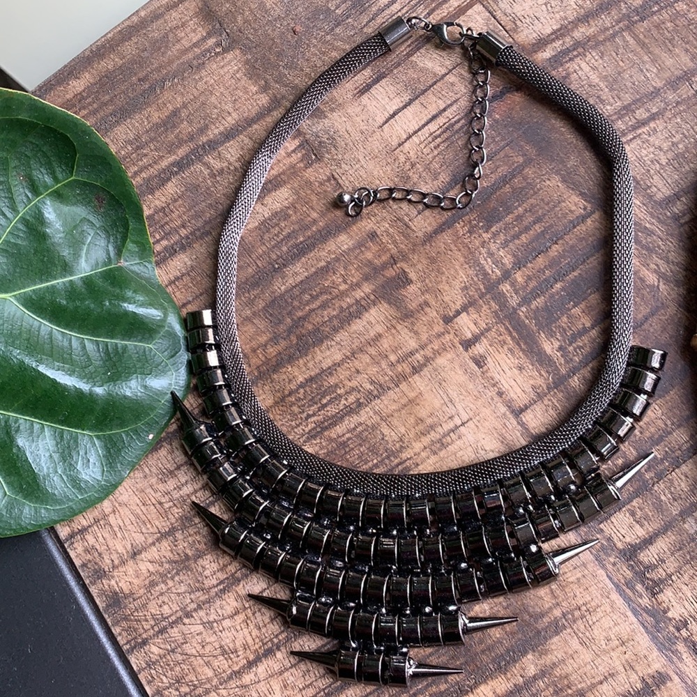 Spiky drop statement metal necklace